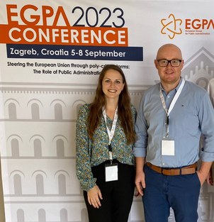 prentje EGPA BPA Best Paper Award – Shaldeen Somers & prof. dr. Sebastian Desmidt