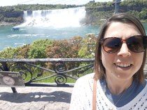 Sarah Van Leuven at the Niagara Waterfalls